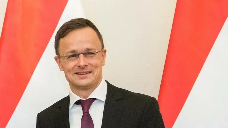 Венгрия поставила условия для проведения комиссии Украина – НАТО