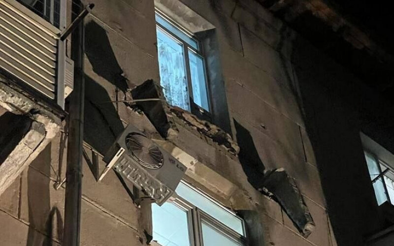 При обрушении балкона в Сочи погибли три человека