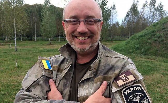 Офицер ВСУ: Министр обороны Резников гонит туфту насчет боеготовности ВСУ