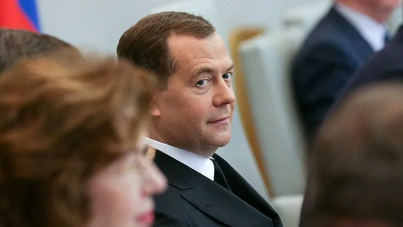 Медведев охарактеризовал отношения России с Западом одной фразой Тютчева