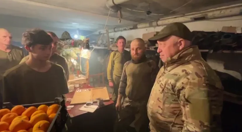Пригожин посетил захваченных ЧВК «Вагнер» пленных украинцев под Бахмутом