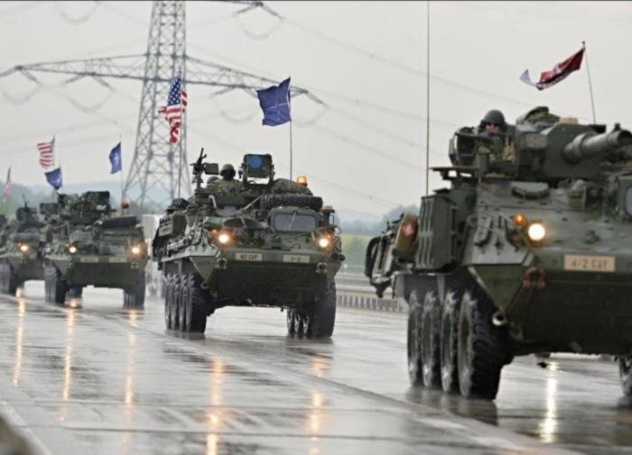 Политик Филиппо призвал Францию выйти из НАТО после заявления о конфронтации с РФ