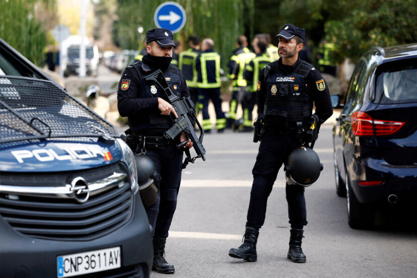 Суд в Испании арестовал отправителя письма со взрывчаткой в посольство Украины