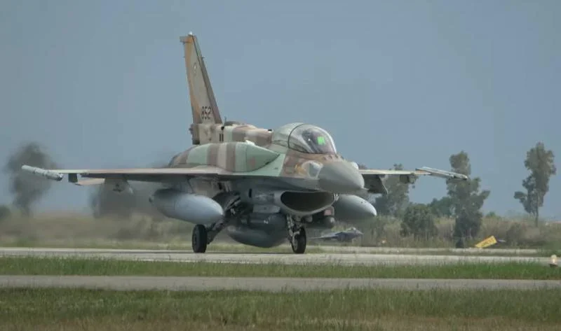Израильская боевая авиация нанесла удар по аэропорту столицы Сирии