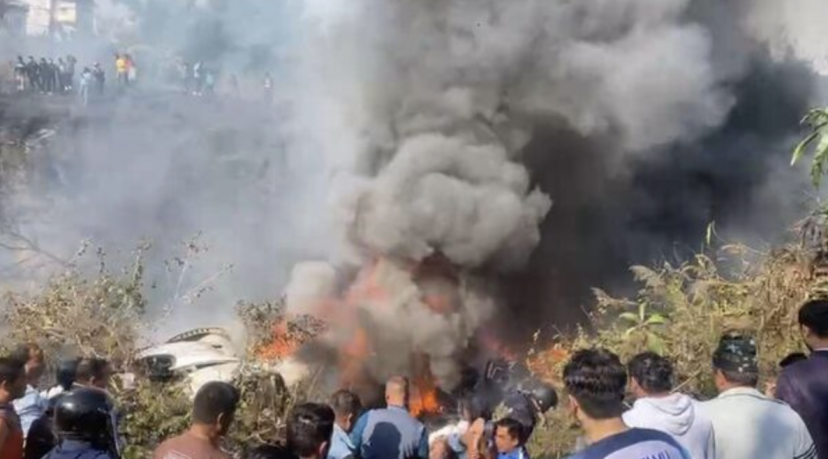 В Непале разбился самолет, на борту было более 70 человек