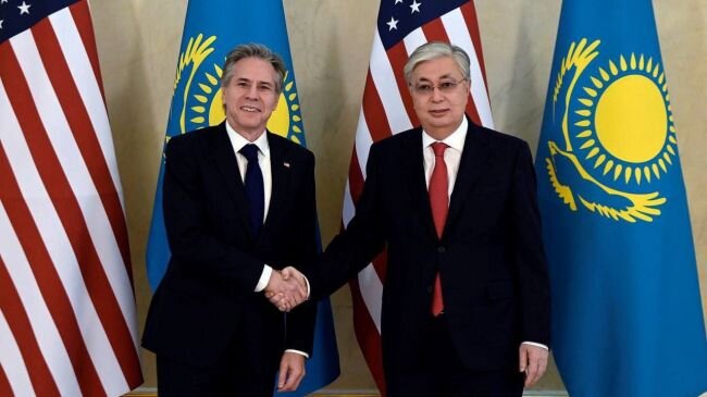Казахстан готов к дальнейшему расширению партнерских отношений с США — Токаев