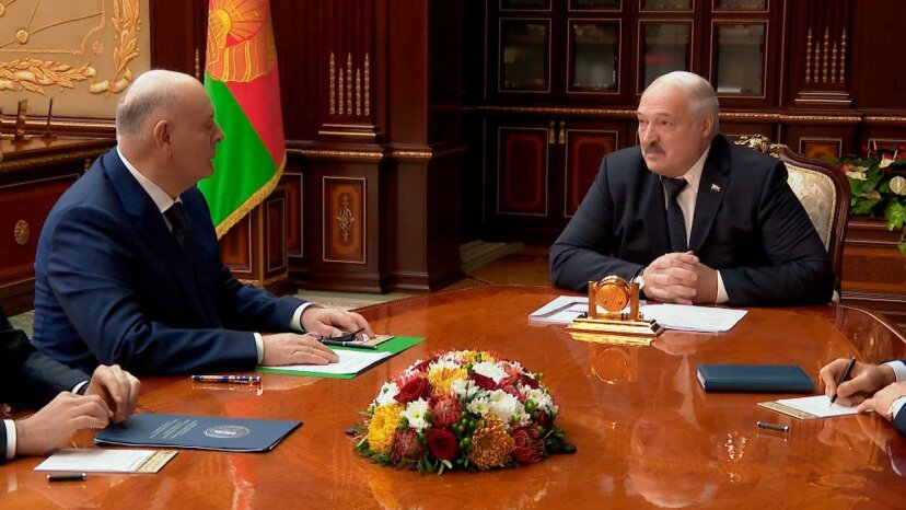 Без вступления и признания: итоги послания Путина и встречи Бжания с Лукашенко