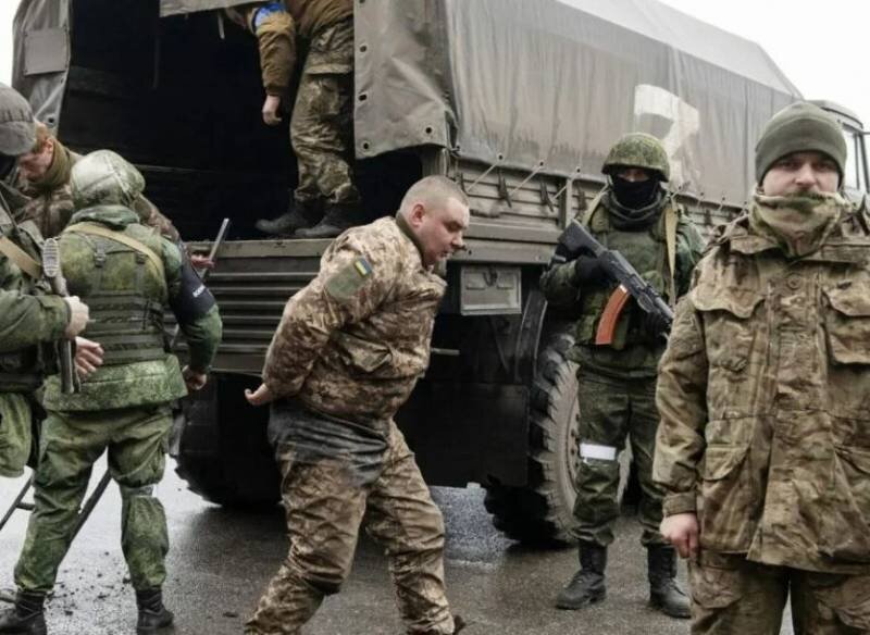 Украинские дезертиры пытаются укрыться от командования в зоне боевых действий