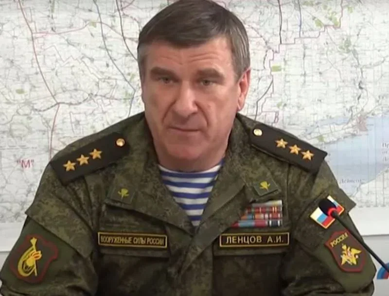 Минобороны: Новым командующим миротворцами РФ в Карабахе назначен генерал-полковник Ленцов