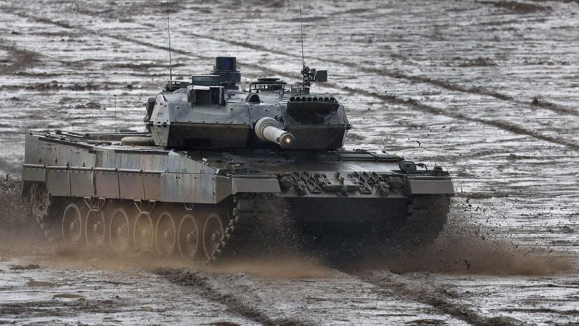 Под Херсоном российские военные захватили поставленный ВСУ танк Leopard