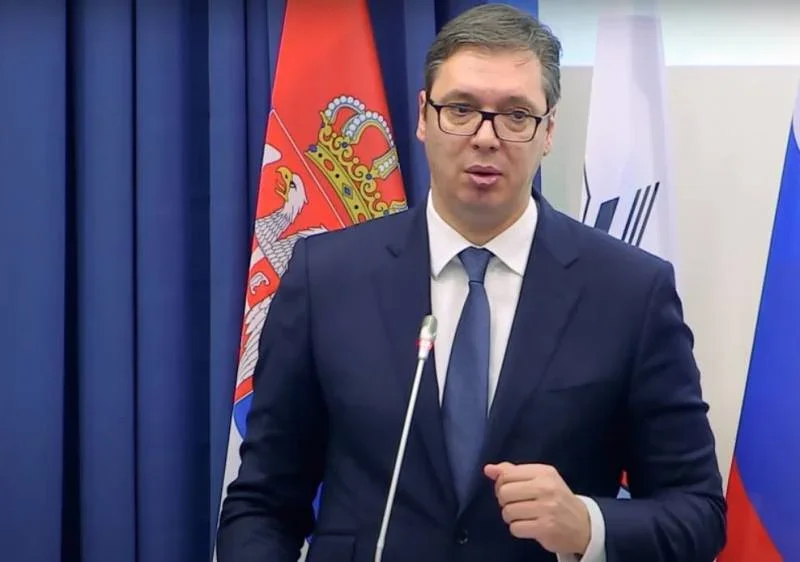 Президент Сербии: Спецслужбы «с Востока» предупредили о подготовке «цветной революции» в стране