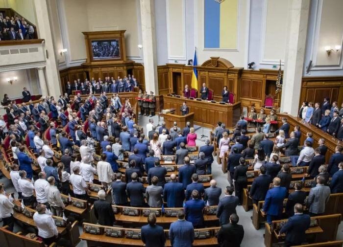 Депутаты Рады заявили о "рашизме", а их самих уже нет