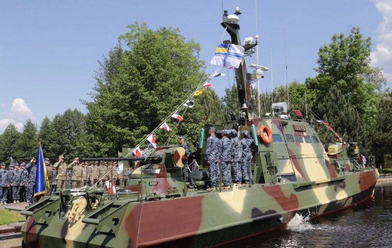 Киевский дивизион речной флотилии ВМС Украины получил новый флагманский катер проекта 58155 «Гюрза-М»