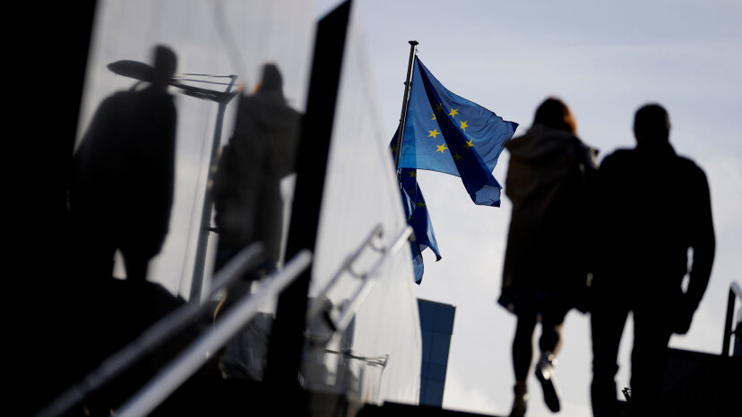Politico: страны Евросоюза поддержали ужесточение энергетических санкций против России