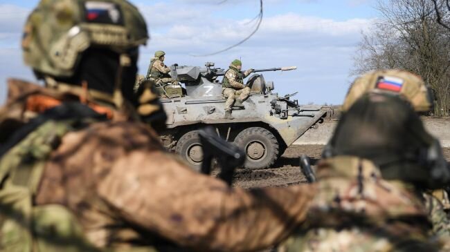 Эксперт о необходимости наступления: Украина сама не развалится