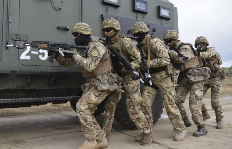Британское издание: Обученные в Европе военнослужащие ВСУ вынуждены проходить переподготовку после возвращения на Украину