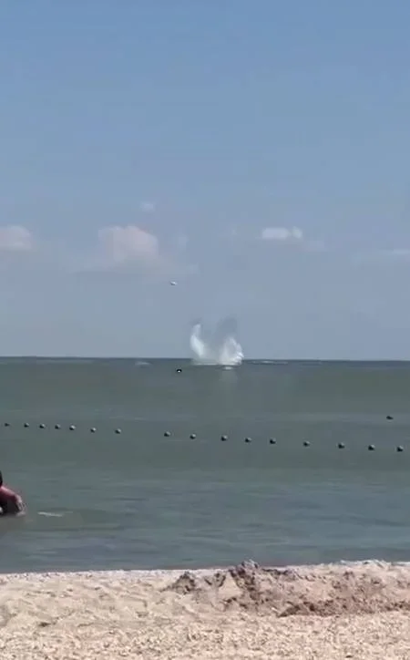В Ейске в море упал штурмовик Су-25