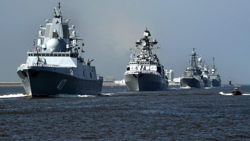 Россия пошла на абордаж: военные корабли подкрепили обещание Путина