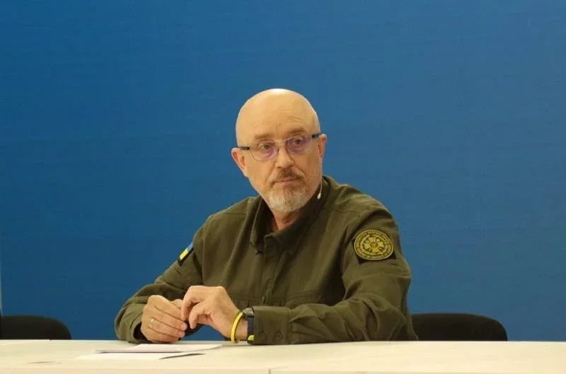 «Ситуация сложная, но контролируемая»: Резников заявил о «частичном успехе» российских войск под Купянском