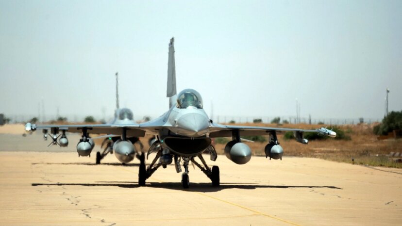 Мнение: Будет ли Россия наносить удары по румынским аэродромам базирования украинских F-16?