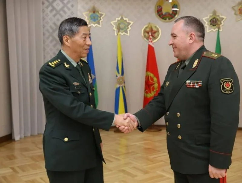 Министр обороны Белоруссии заявил о стремлении расширить военное сотрудничество с Китаем