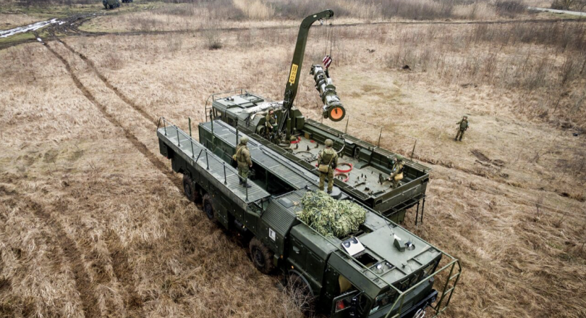 На вооружение в Белоруссию поступил очередной комплекс "Искандер-М"