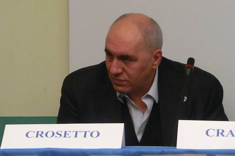 Министр обороны Италии считает возможным урегулирование украинского кризиса в течение семи-восьми месяцев