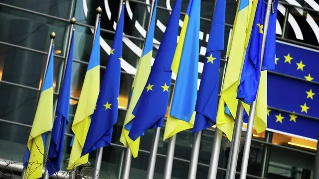 ЕС начинает топливную блокаду Украины