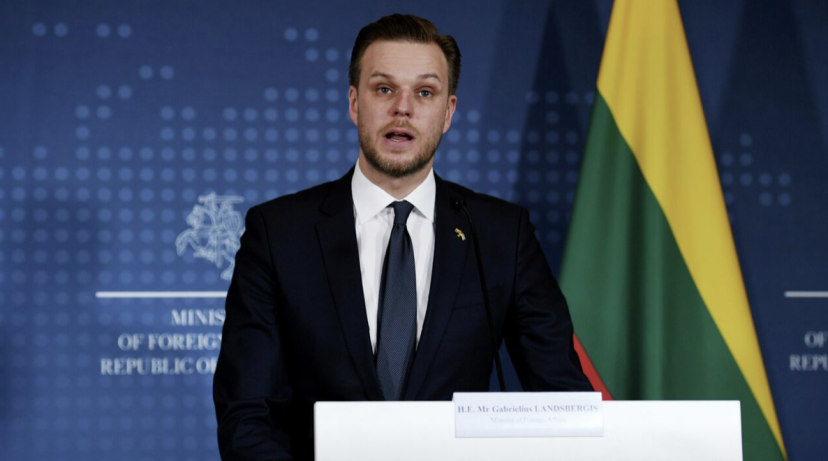 МИД Литвы призвал распространить на Украину "ядерный зонтик" НАТО