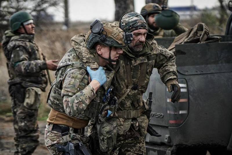 Украинский телеканал в бегущей строке назвал реальные потери ВСУ