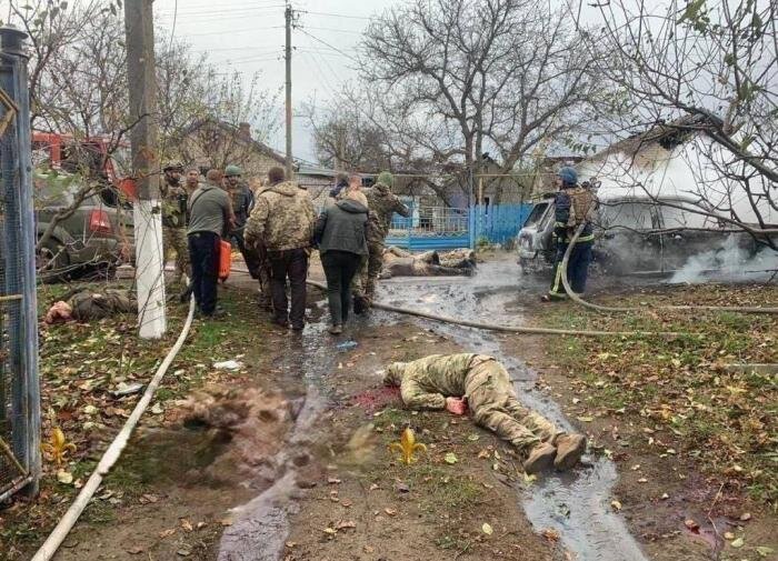 Уничтожение ракетой элиты 128-ой бригады ВСУ в Киеве скрывать не стали. Почему?