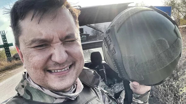 Журналист, раненый при атаке ВСУ в Запорожье, скончался по дороге в больницу