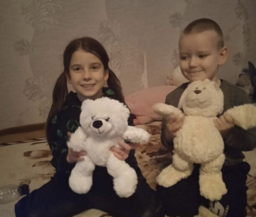 Большой сбор на подарки детям и старикам Донбасса и на освобожденных территориях продолжается!