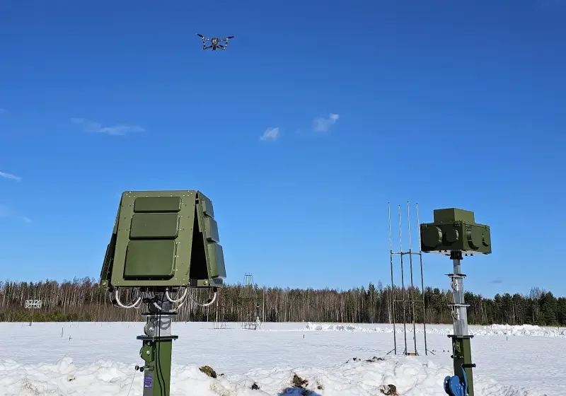 «Подавление БПЛА производится автоматически»: российское предприятие успешно испытало модернизированный комплекс по борьбе с дронами «Серп»