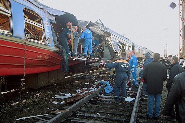 20 лет назад смертники взорвали поезд на Ставрополье
