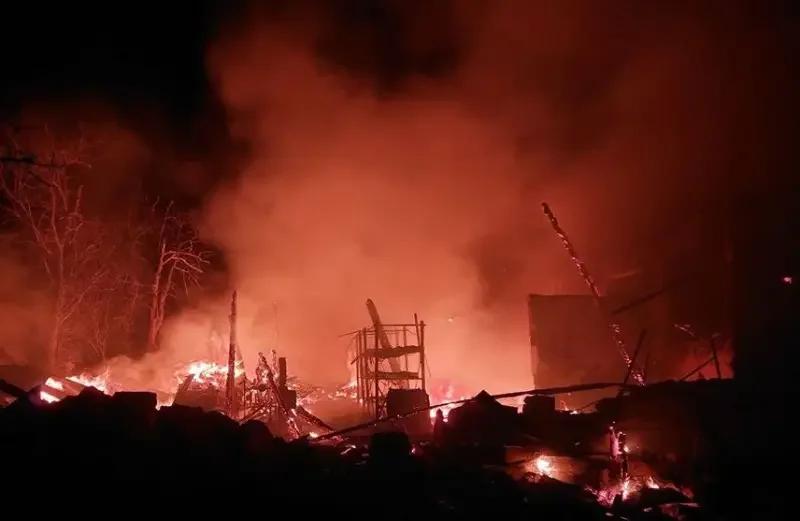 В Днепропетровске прогремели сильные взрывы, звучит воздушная тревога