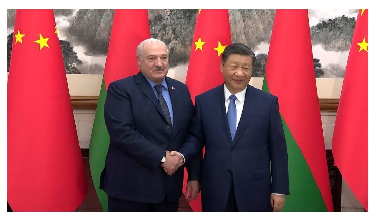 Мнение: Операция "Транзит". Скрытый смысл визита Лукашенко в Китай