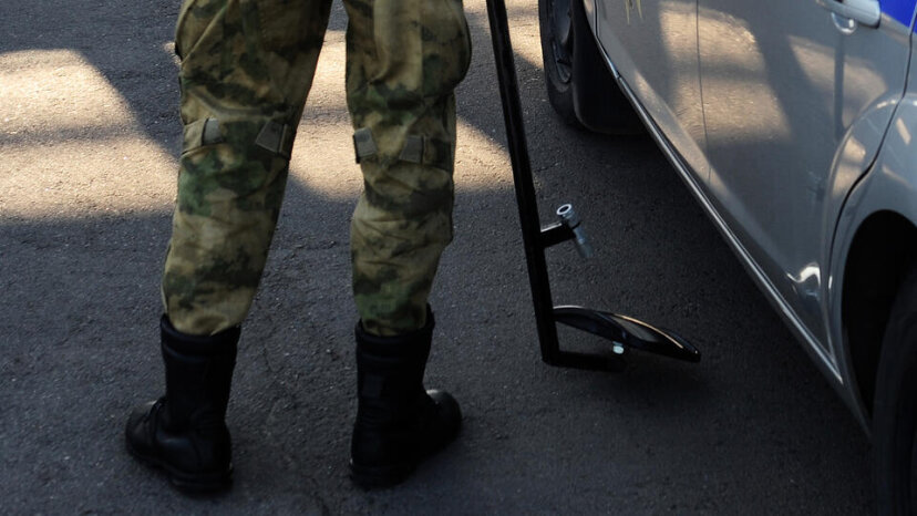 СВУ нашли на днище машины при въезде в Крым