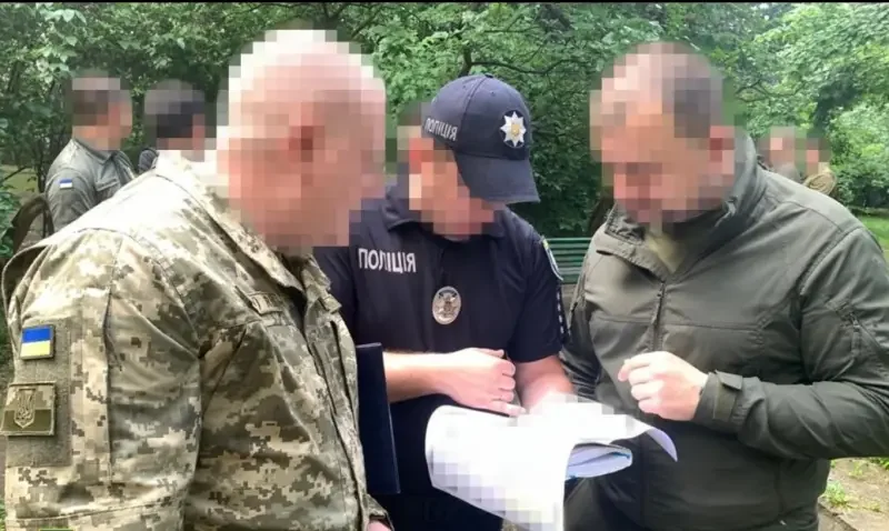 СБУ с утра проводит проверки в правительственном квартале Киева и на прилегающих территориях