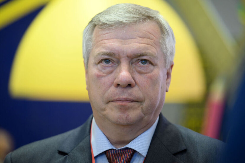 Губернатор Ростовской области рассказал о ситуации на нефтебазе в Азове