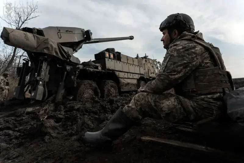 «Бронетранспортёры, лёгкие танки и САУ»: Франция готовит для Украины большой пакет военной помощи