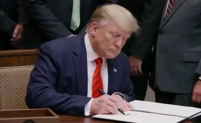 «Это будет только моё решение, и ничьё больше»: Трамп отреагировал на настойчивые требования Зеленского ввести санкции против России