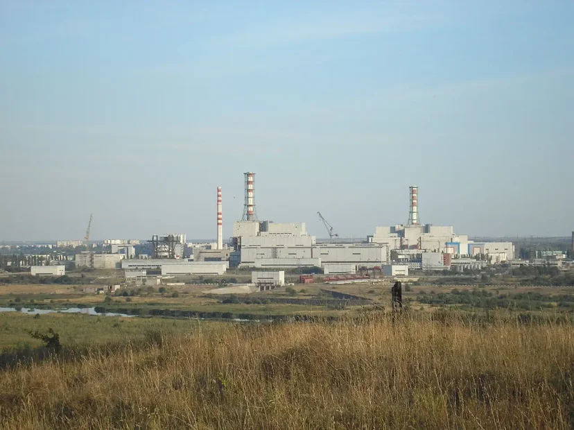 Взрывы в курском Курчатове: украинские дроны атаковали город, в котором находится АЭС