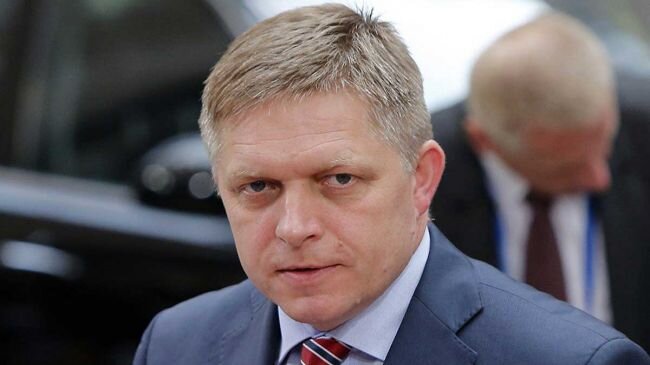 «Если я жив…»: Путин пошутил, отвечая на вопрос Роберта Фицо