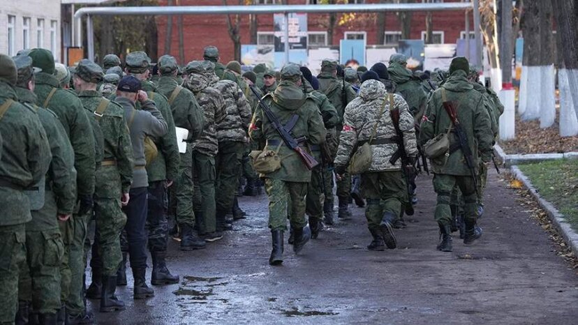 Мнение: Накачка фронта живой силой не повысит эффективность, но увеличит число потерь