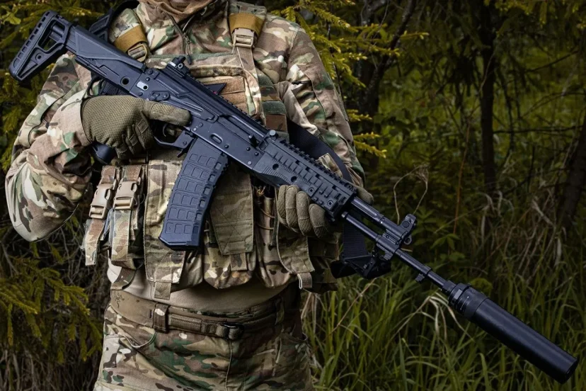 Первая в этом году крупная партия автоматов АК-12 передана в войска