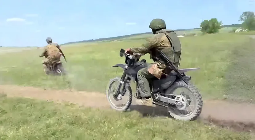 Под Купянском активизировались штурмовые мотогруппы ВС России