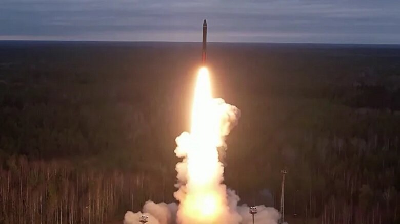 Перемирие России и Украины на фоне ракетных испытаний на Камчатке