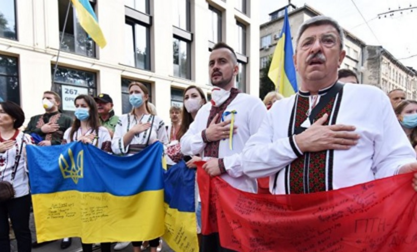 «Польский» Львов против русского Донецка